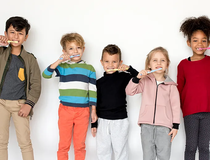 General dental check-up and professional teeth cleaning